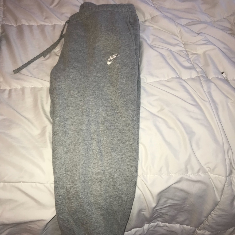 Nike joggers